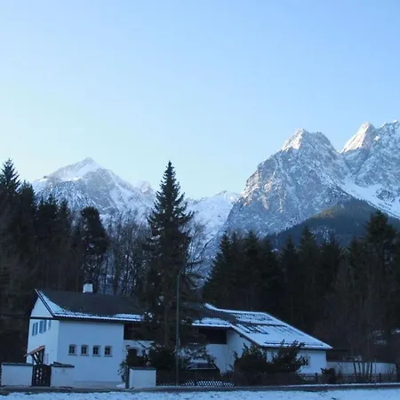 Hupfleitenjoch In Haus Zugspitze グライナウ
